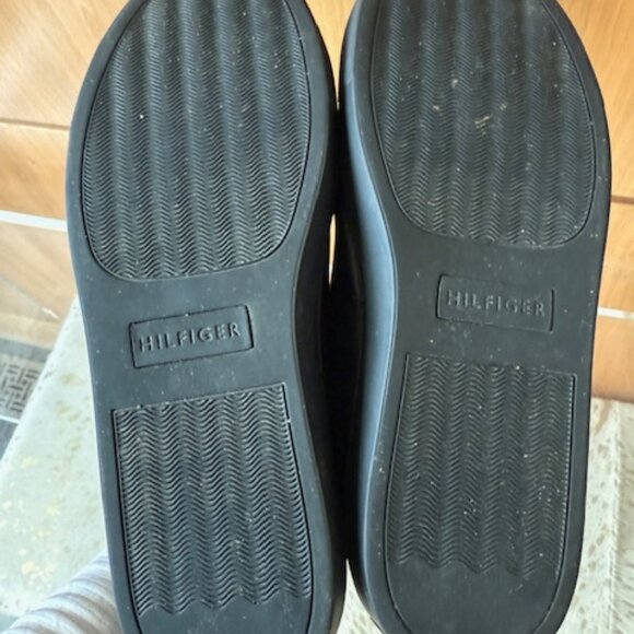 Pre-Loved Tommy Hilfiger Men's Black Leather Brecon CloseoutSneakers - Size 9.5 - Picture 8 of 8